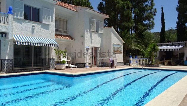 Foto 1 de Chalet en venta en avenida De Malta de 5 habitaciones con terraza y piscina