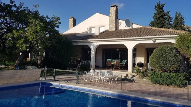 Foto 1 de Venta de casa rural en calle Placita del Cabeçó de 7 habitaciones con terraza y piscina