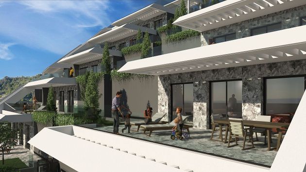 Foto 1 de Àtic en venda a calle Partida Cremats de 2 habitacions amb terrassa i piscina