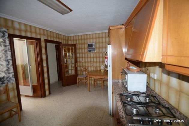 Foto 2 de Pis en venda a Redován de 4 habitacions amb balcó