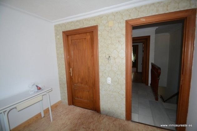 Foto 2 de Pis en venda a Orihuela ciudad de 4 habitacions amb terrassa