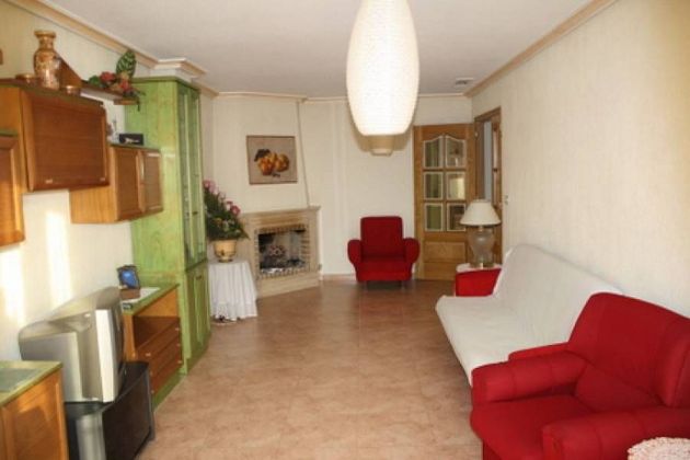 Foto 1 de Pis en venda a Jacarilla de 3 habitacions amb terrassa i garatge