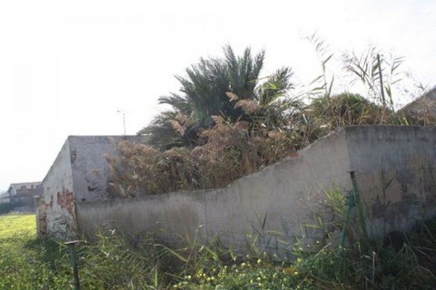 Foto 1 de Venta de terreno en Orihuela ciudad de 385 m²