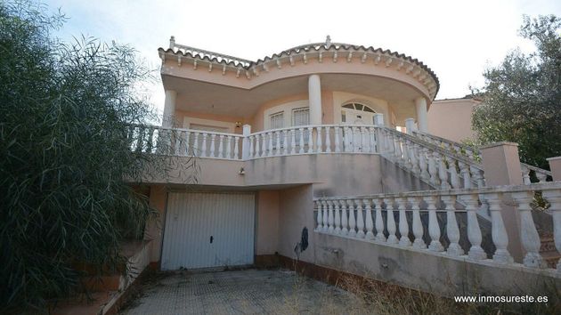 Foto 1 de Venta de chalet en Jacarilla de 3 habitaciones con terraza y piscina