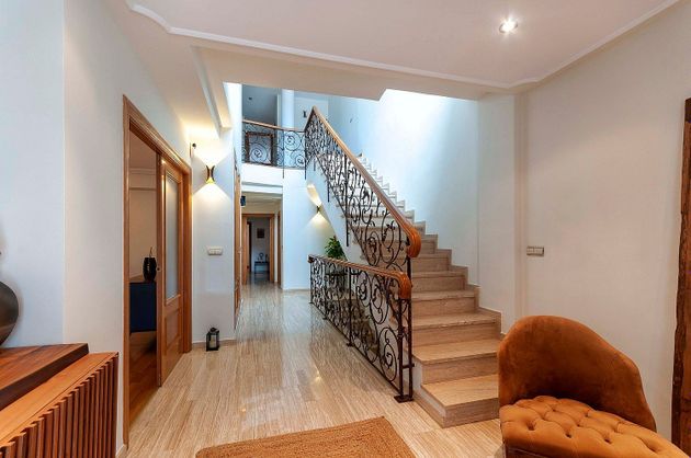 Foto 2 de Casa en venda a Almajada-Ravel de 6 habitacions amb terrassa i piscina