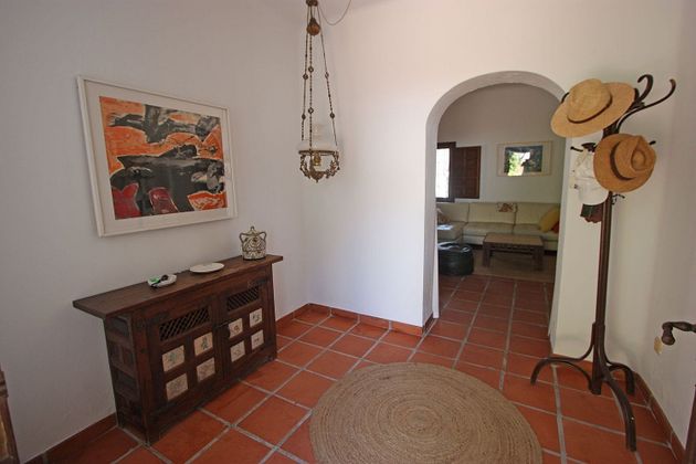 Foto 2 de Xalet en venda a Orba de 6 habitacions amb terrassa i aire acondicionat