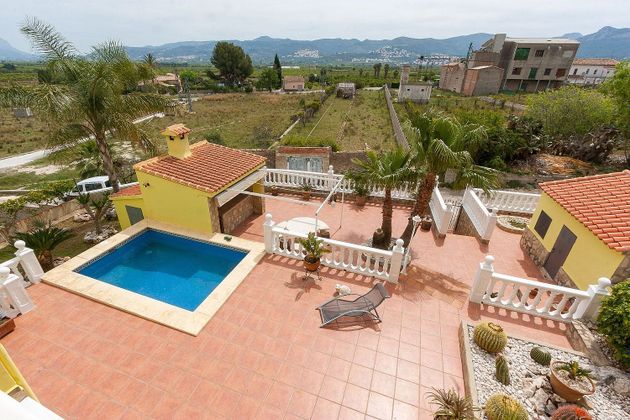 Foto 2 de Xalet en venda a Tormos de 6 habitacions amb terrassa i piscina