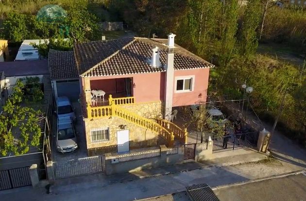 Foto 1 de Casa en venda a Oliva Nova de 4 habitacions amb terrassa