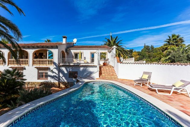 Foto 1 de Venta de casa en Moravit - Cap Blanc de 4 habitaciones con terraza y piscina