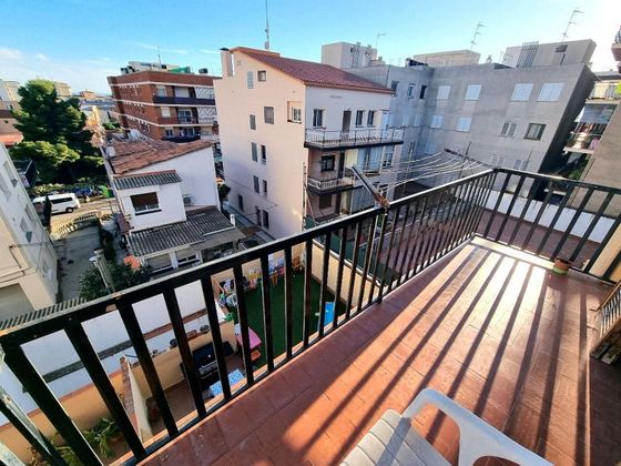 Foto 1 de Pis en venda a Centre - Torredembarra de 4 habitacions amb terrassa i balcó