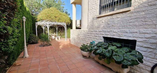 Foto 1 de Casa adossada en venda a San Juan de Alicante/Sant Joan d´Alacant de 4 habitacions amb terrassa i piscina