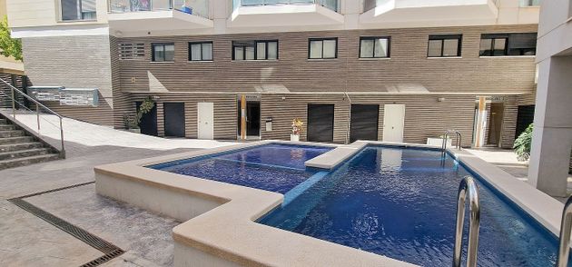 Foto 2 de Venta de piso en San Juan de Alicante/Sant Joan d´Alacant de 3 habitaciones con piscina y garaje
