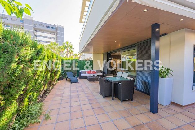 Foto 2 de Casa en venda a Cabo de las Huertas de 4 habitacions amb terrassa i piscina