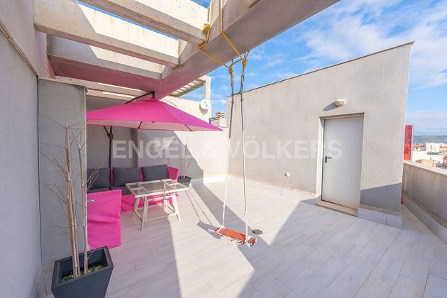 Foto 2 de Àtic en venda a calle Normes del Castello de 2 habitacions amb terrassa i garatge