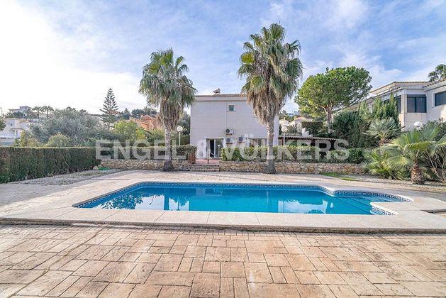 Foto 2 de Xalet en venda a calle Torrevella de 4 habitacions amb terrassa i piscina