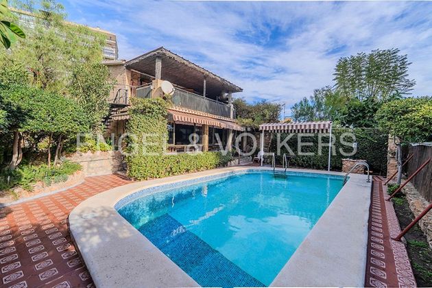 Foto 2 de Casa en venda a Vistahermosa de 3 habitacions amb terrassa i piscina