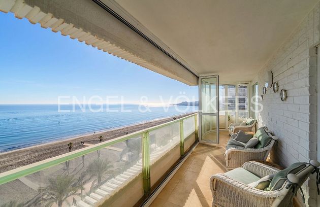 Foto 1 de Pis en venda a avenida De Niza de 3 habitacions amb terrassa i piscina