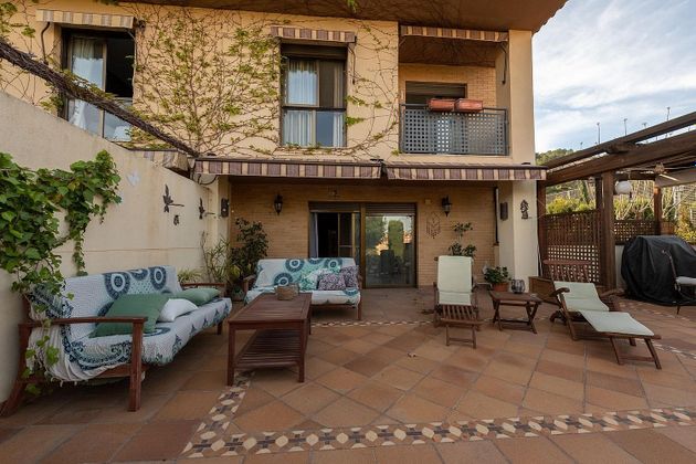 Foto 1 de Casa en venta en Vistahermosa de 6 habitaciones con terraza y piscina