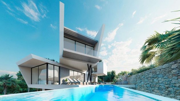 Foto 2 de Xalet en venda a Dehesa de Campoamor - La Regia - Aguamarina de 4 habitacions amb terrassa i piscina