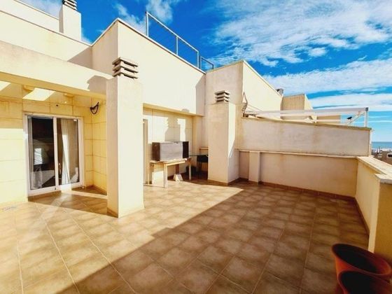 Foto 1 de Àtic en venda a Torrelamata - La Mata de 3 habitacions amb terrassa i ascensor
