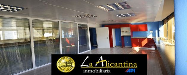Foto 2 de Oficina en lloguer a Centro - Alicante amb aire acondicionat i calefacció