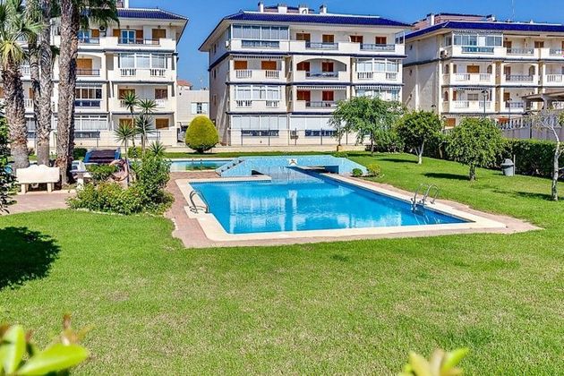 Foto 1 de Estudi en venda a calle Cipres amb terrassa i piscina