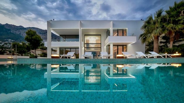 Foto 1 de Casa en venda a Altea Hills de 7 habitacions amb terrassa i piscina