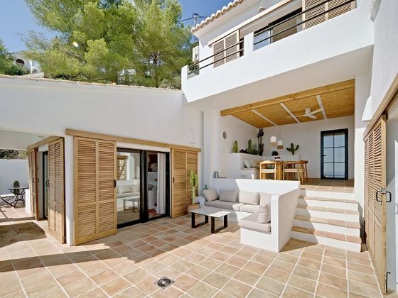 Foto 2 de Xalet en venda a Pinar del Advocat - Cometa de 4 habitacions amb terrassa i piscina