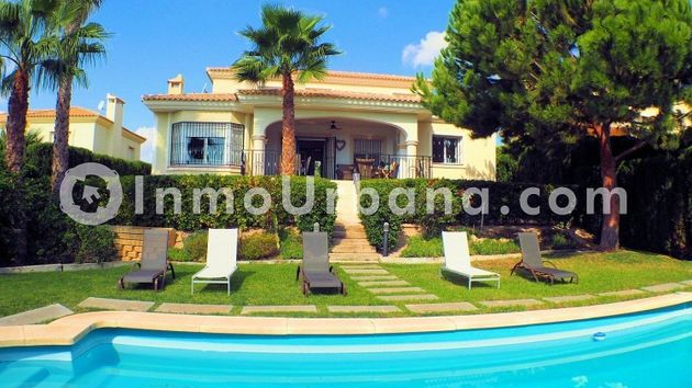 Foto 1 de Xalet en venda a Bonalba-Cotoveta de 8 habitacions amb terrassa i piscina