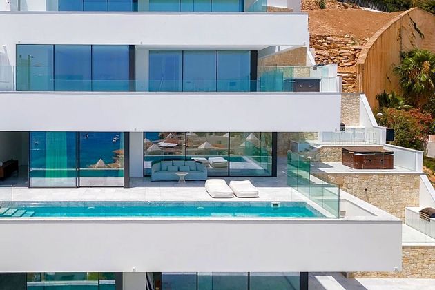 Foto 1 de Àtic en venda a Zona de Mascarat de 3 habitacions amb terrassa i piscina