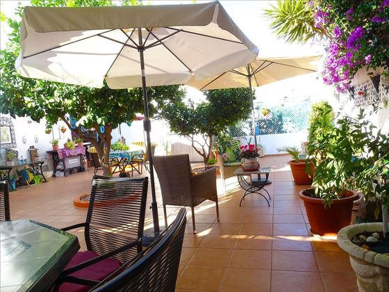 Foto 1 de Casa adossada en venda a Zona Levante - Playa Fossa de 3 habitacions amb terrassa i piscina