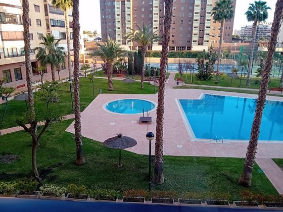Foto 1 de Piso en alquiler en avenida De la Condomina de 2 habitaciones con terraza y piscina