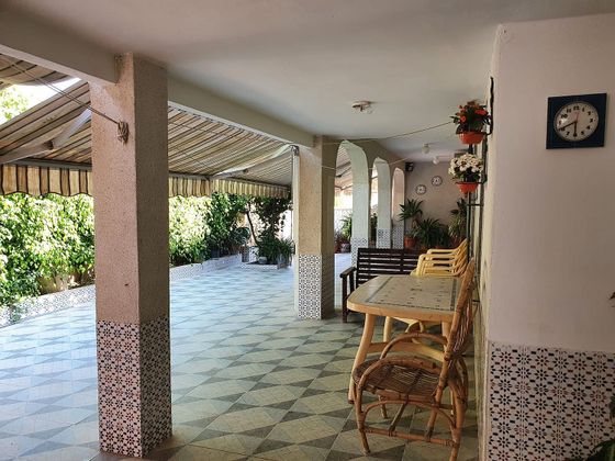 Foto 2 de Xalet en venda a El Altet de 3 habitacions amb terrassa i aire acondicionat