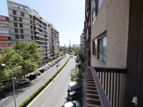 Foto 1 de Venta de piso en avenida Eusebio Sempere de 3 habitaciones con terraza y garaje