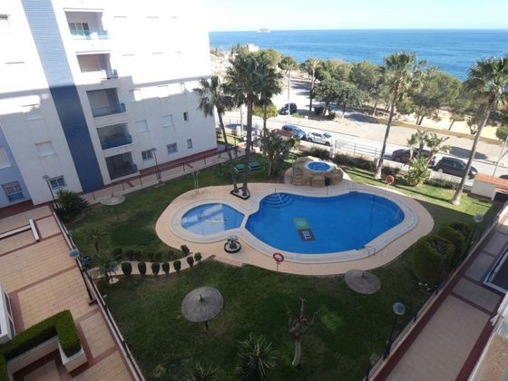Foto 2 de Pis en venda a avenida Tellerola de 2 habitacions amb terrassa i piscina