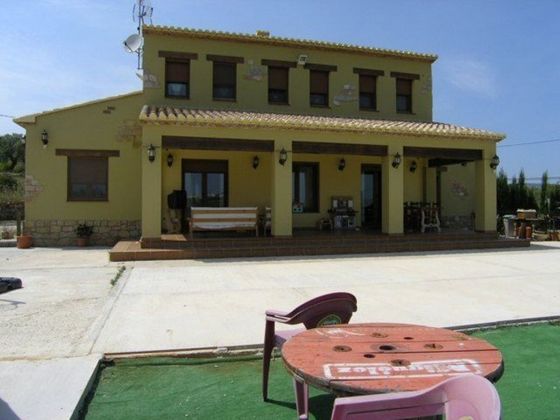 Foto 1 de Casa rural en venda a Benissa de 4 habitacions amb terrassa i garatge