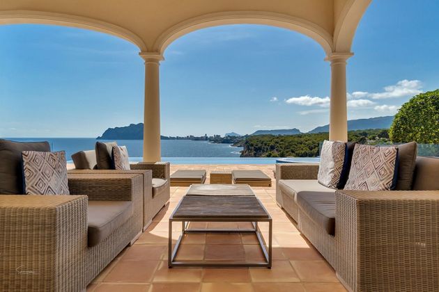 Foto 2 de Casa en venda a Benissa de 6 habitacions amb terrassa i piscina