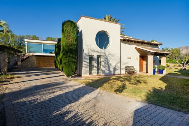 Foto 2 de Casa rural en venda a Partides comunes - Adsubia de 4 habitacions amb terrassa i piscina