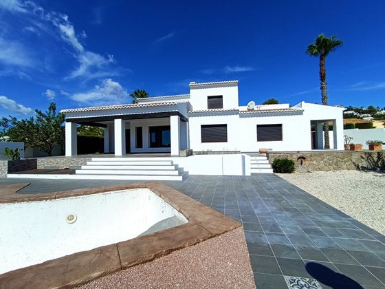 Foto 1 de Casa en venta en Benimeit - Tabaira de 3 habitaciones con terraza y piscina