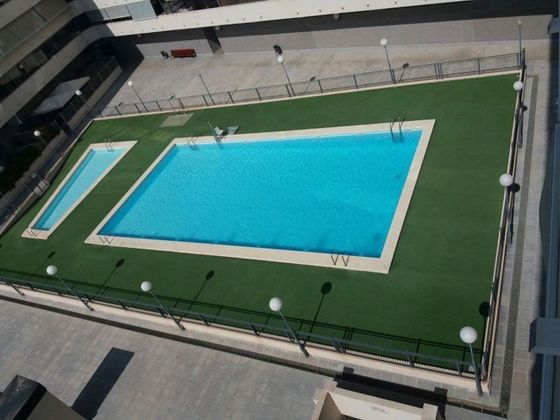 Foto 1 de Venta de piso en Ciutat Universitària de 3 habitaciones con terraza y piscina