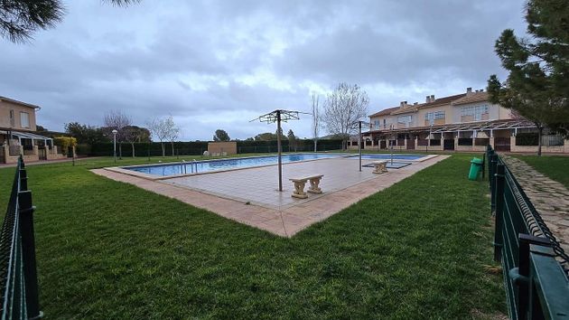 Foto 1 de Casa en venda a Aspe de 3 habitacions amb terrassa i piscina