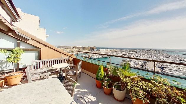 Foto 1 de Àtic en venda a calle Esplanada de 6 habitacions amb terrassa i garatge