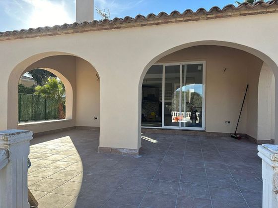 Foto 2 de Xalet en lloguer a Alfaz del Pi Pueblo-Urbanizaciones de 5 habitacions amb terrassa i piscina