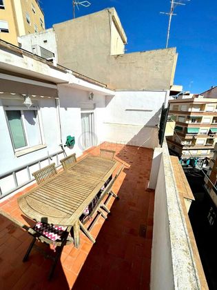 Foto 2 de Venta de ático en calle Carlota Pasaron de 2 habitaciones con terraza y aire acondicionado