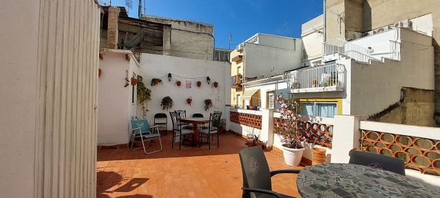 Foto 2 de Venta de casa en calle De Santa Faç de 16 habitaciones con terraza y calefacción