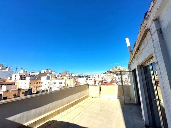 Foto 1 de Venta de ático en calle Del Teatro de 3 habitaciones con terraza y aire acondicionado
