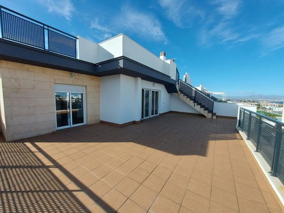Foto 1 de Ático en venta en avenida Escandinavia de 3 habitaciones con terraza y piscina