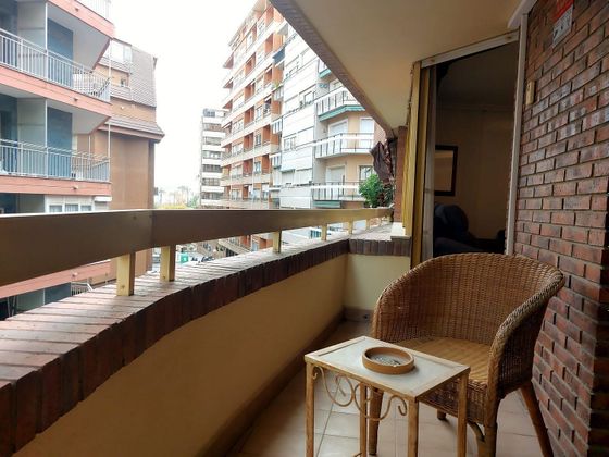 Foto 2 de Piso en venta en calle Churruca de 2 habitaciones con terraza y garaje