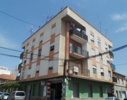 Foto 1 de Venta de piso en Almoradí de 3 habitaciones y 77 m²