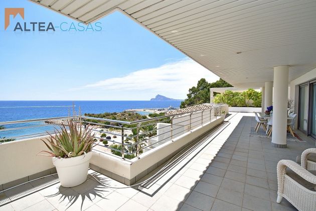 Foto 1 de Àtic en venda a ronda De la Marina de 3 habitacions amb terrassa i piscina